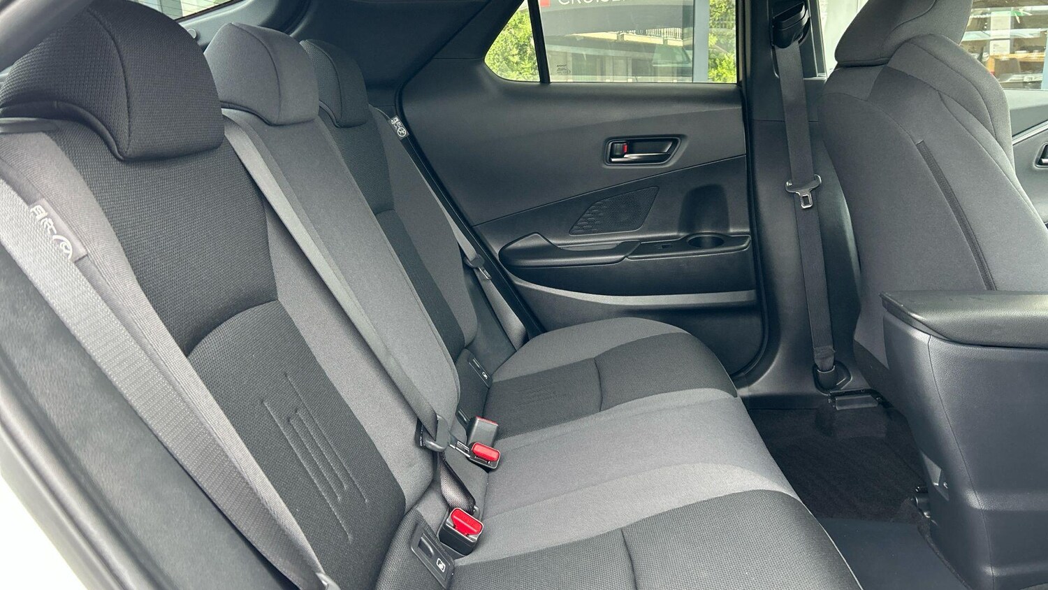 Used Toyota C-HR 2024 for sale - 77710384: Photo 16