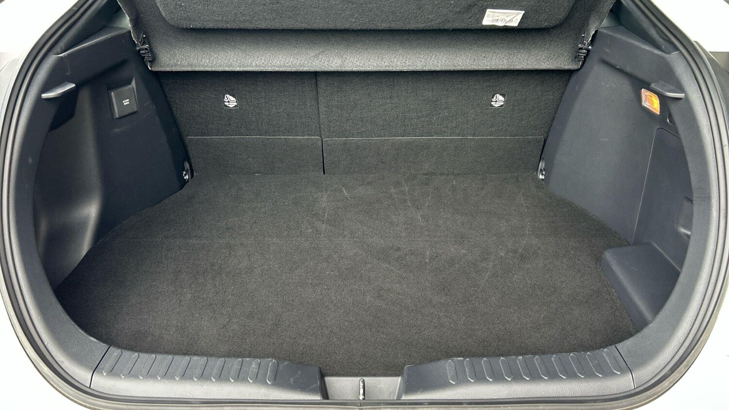 Used Toyota C-HR 2024 for sale - 77710384: Photo 18