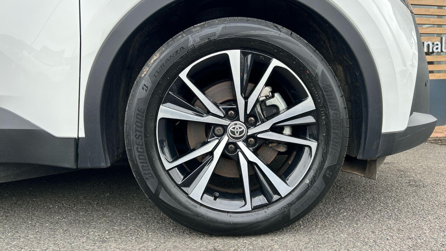 Used Toyota C-HR 2024 for sale - 77710384: Photo 19