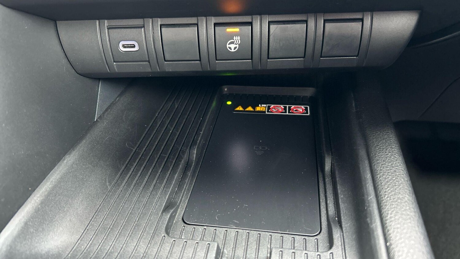 Used Toyota C-HR 2024 for sale - 77710384: Photo 29