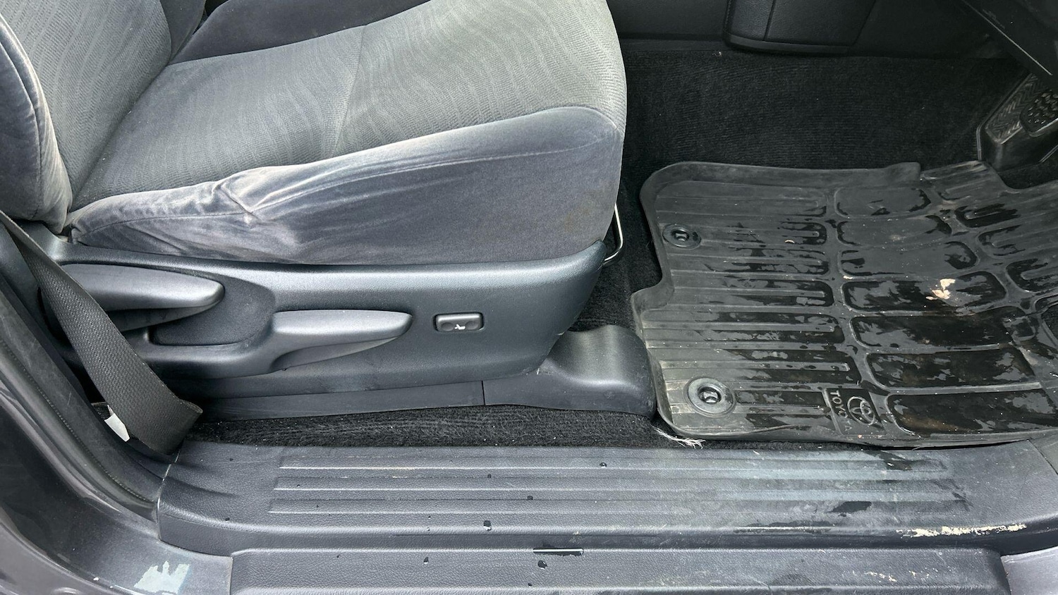 Used Toyota Land Cruiser 2023 for sale - 76657098: Photo 33