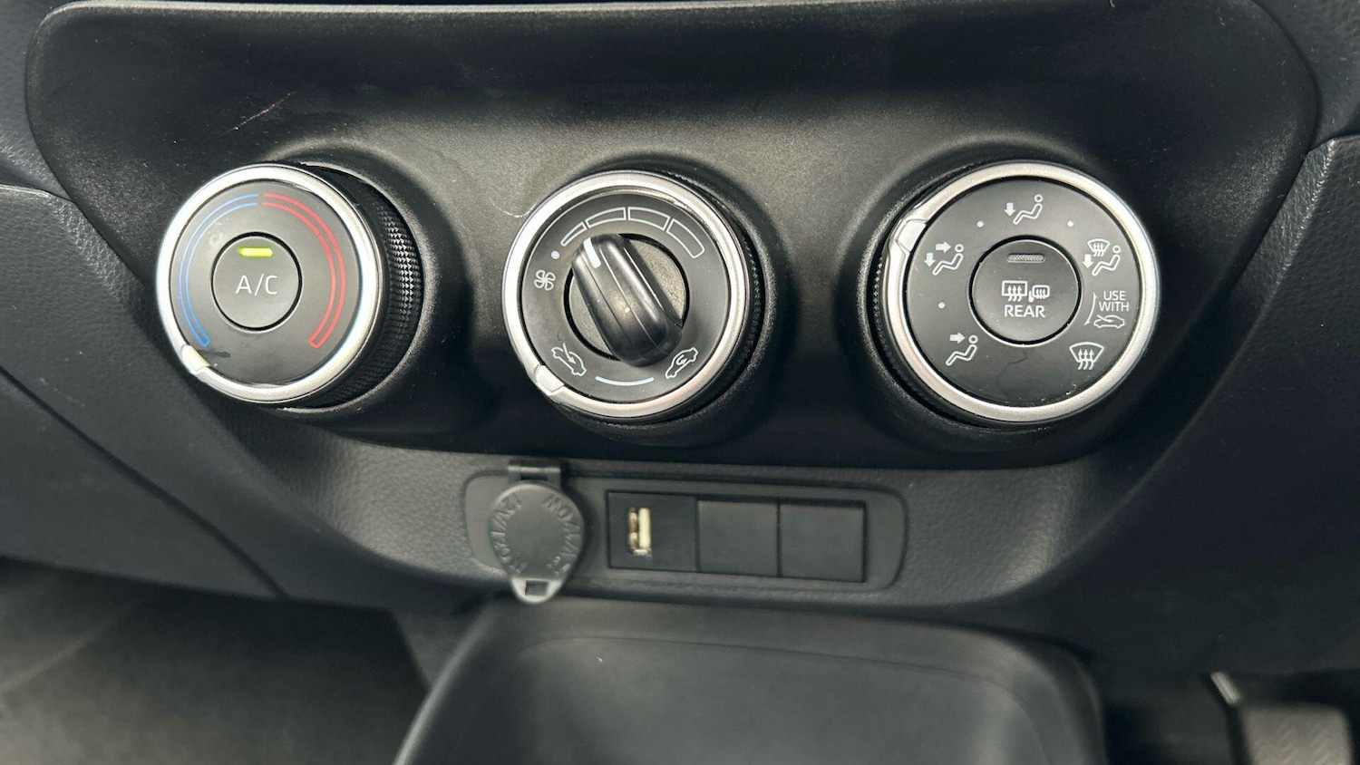 Used Toyota Aygo X 2022 for sale - 76899538: Photo 28