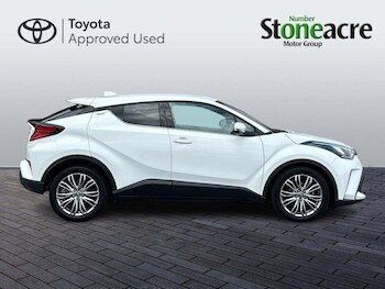 Used Toyota C-HR 2023 for sale - 75646599: Photo