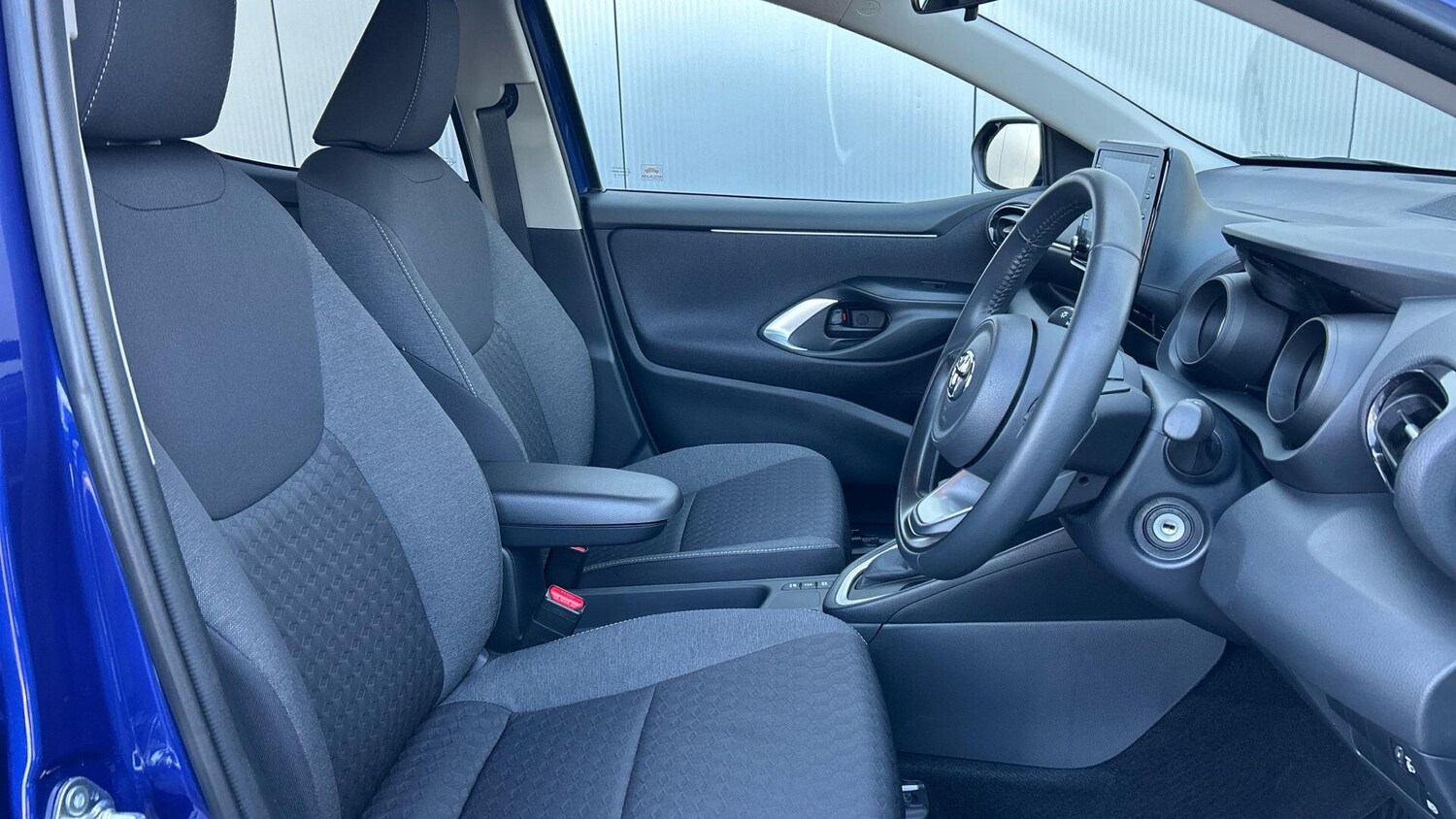 Used Toyota Yaris 2023 for sale - 77784194: Photo 15