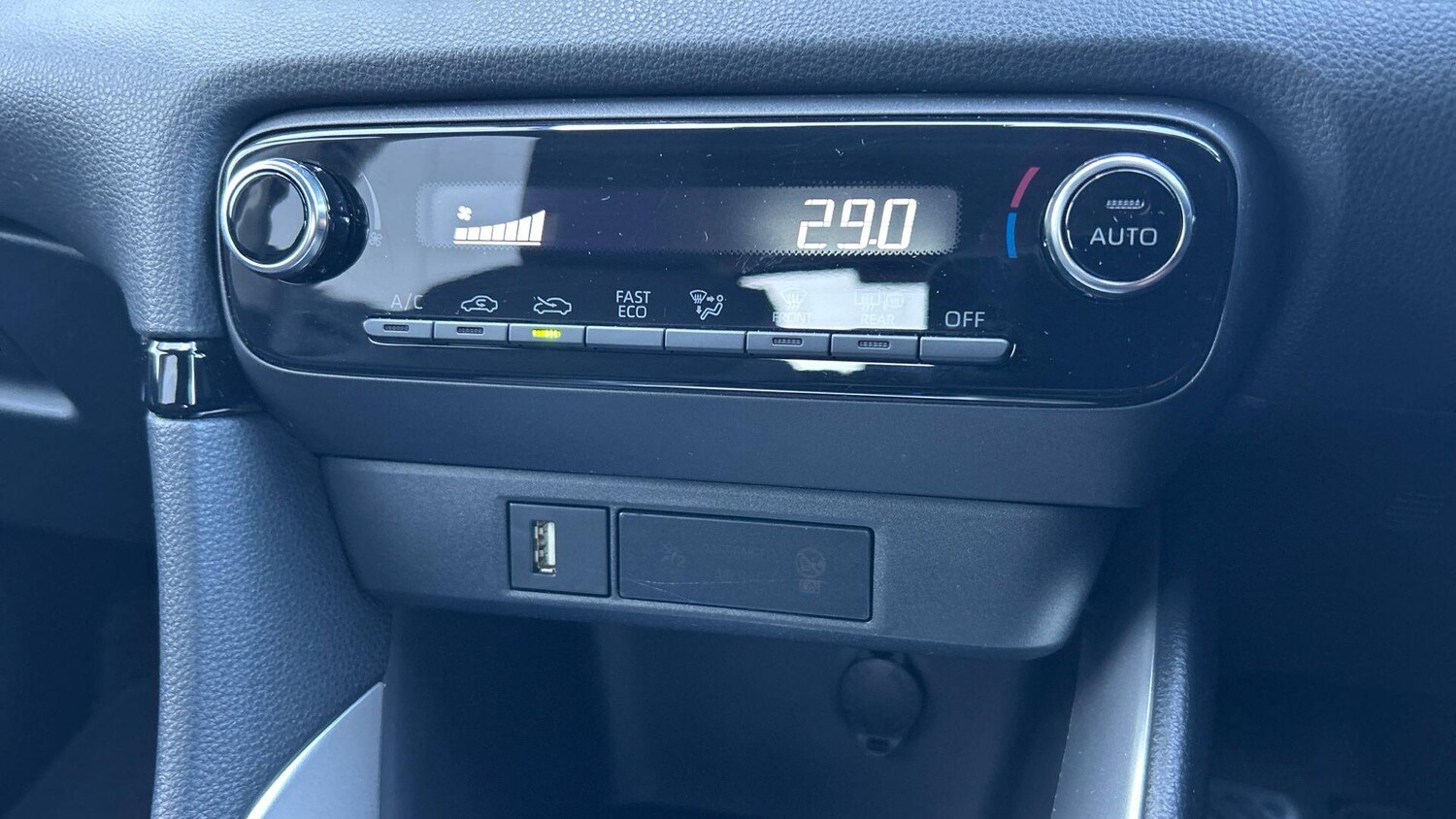 Used Toyota Yaris 2023 for sale - 77784194: Photo 29