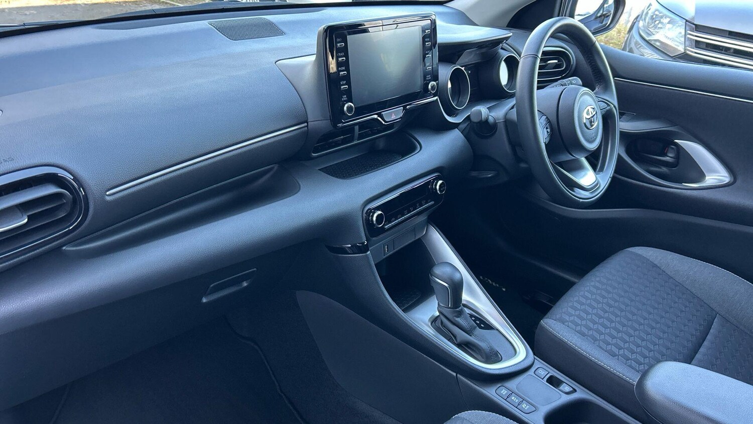 Used Toyota Yaris 2023 for sale - 77784194: Photo 39