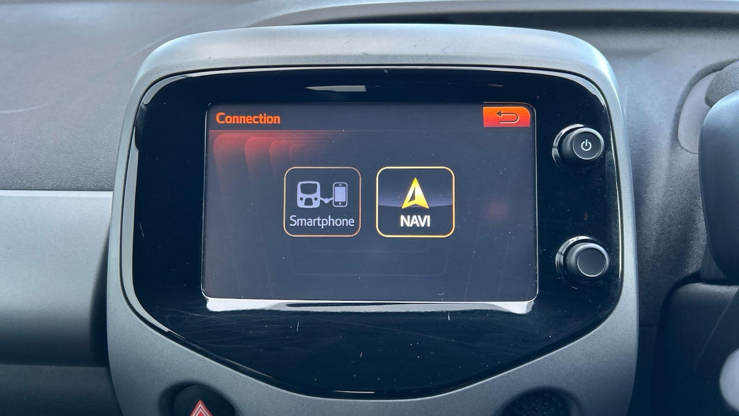 Used Toyota AYGO 2018 for sale - 77376429: Photo 23