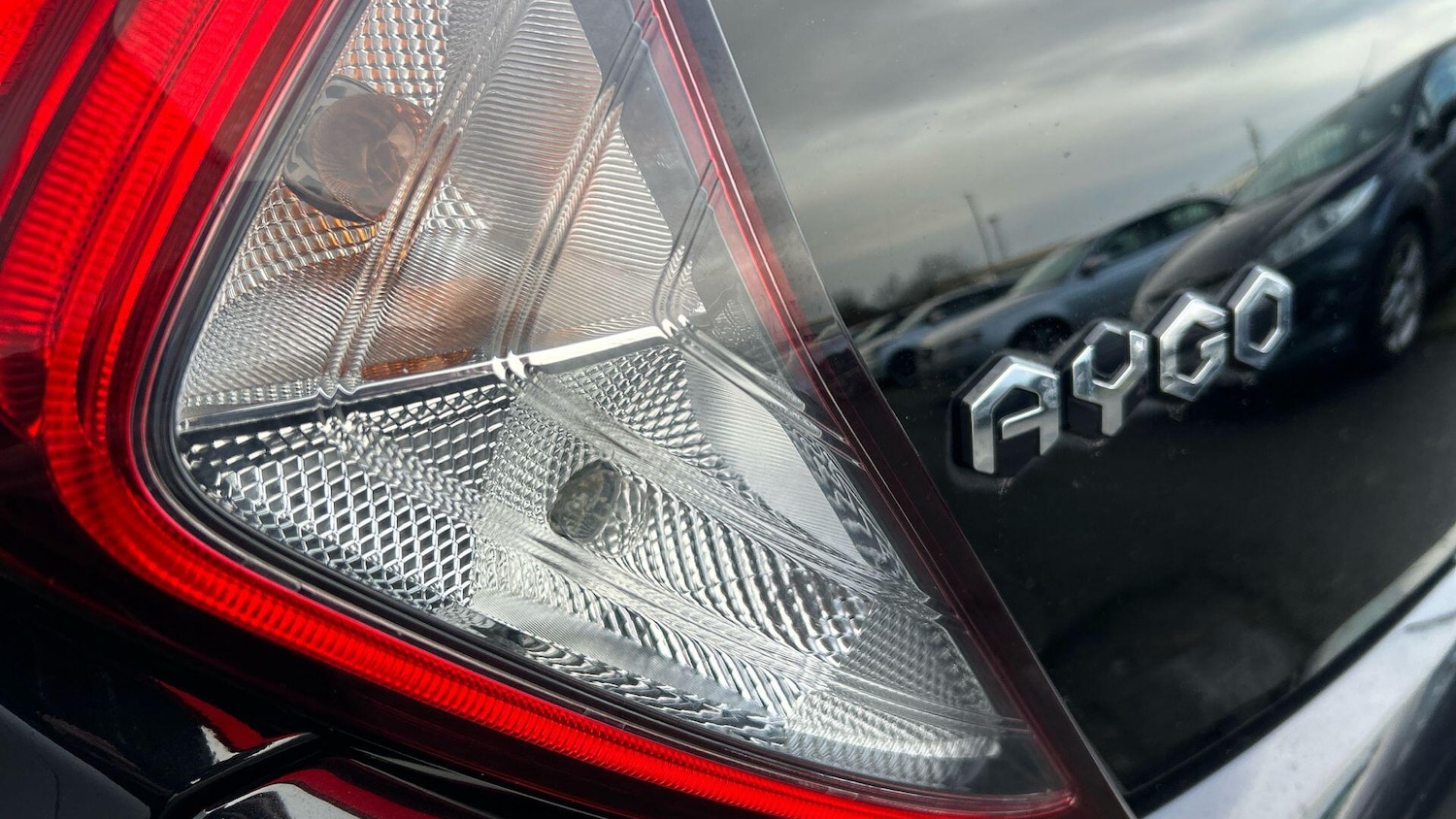 Used Toyota AYGO 2018 for sale - 77376429: Photo 38