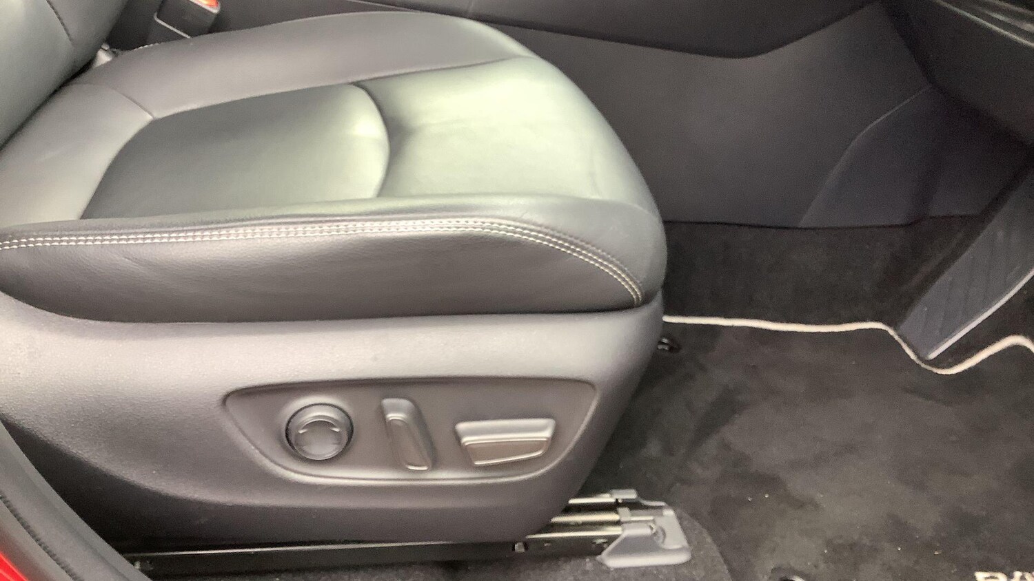 Used Toyota RAV4 for sale - 77670484: Photo 28