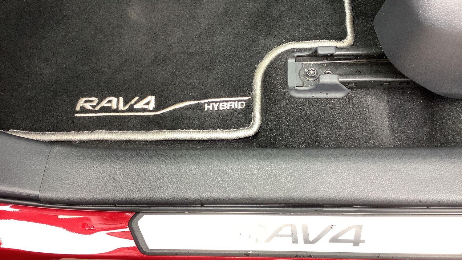 Used Toyota RAV4 for sale - 77670484: Photo 39