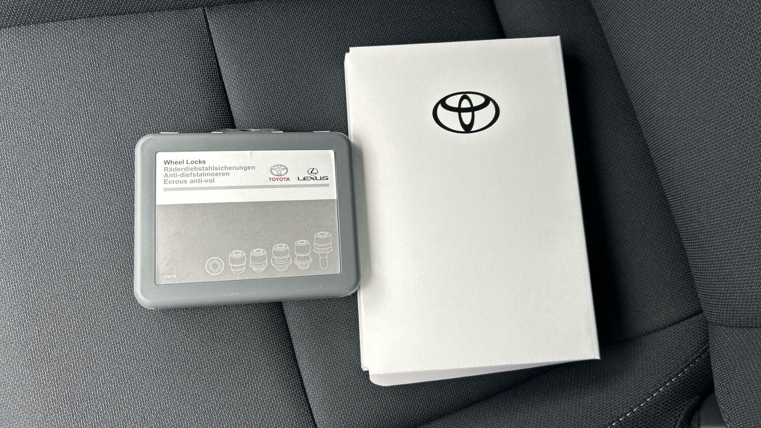 Used Toyota Prius for sale - 77783896: Photo 45