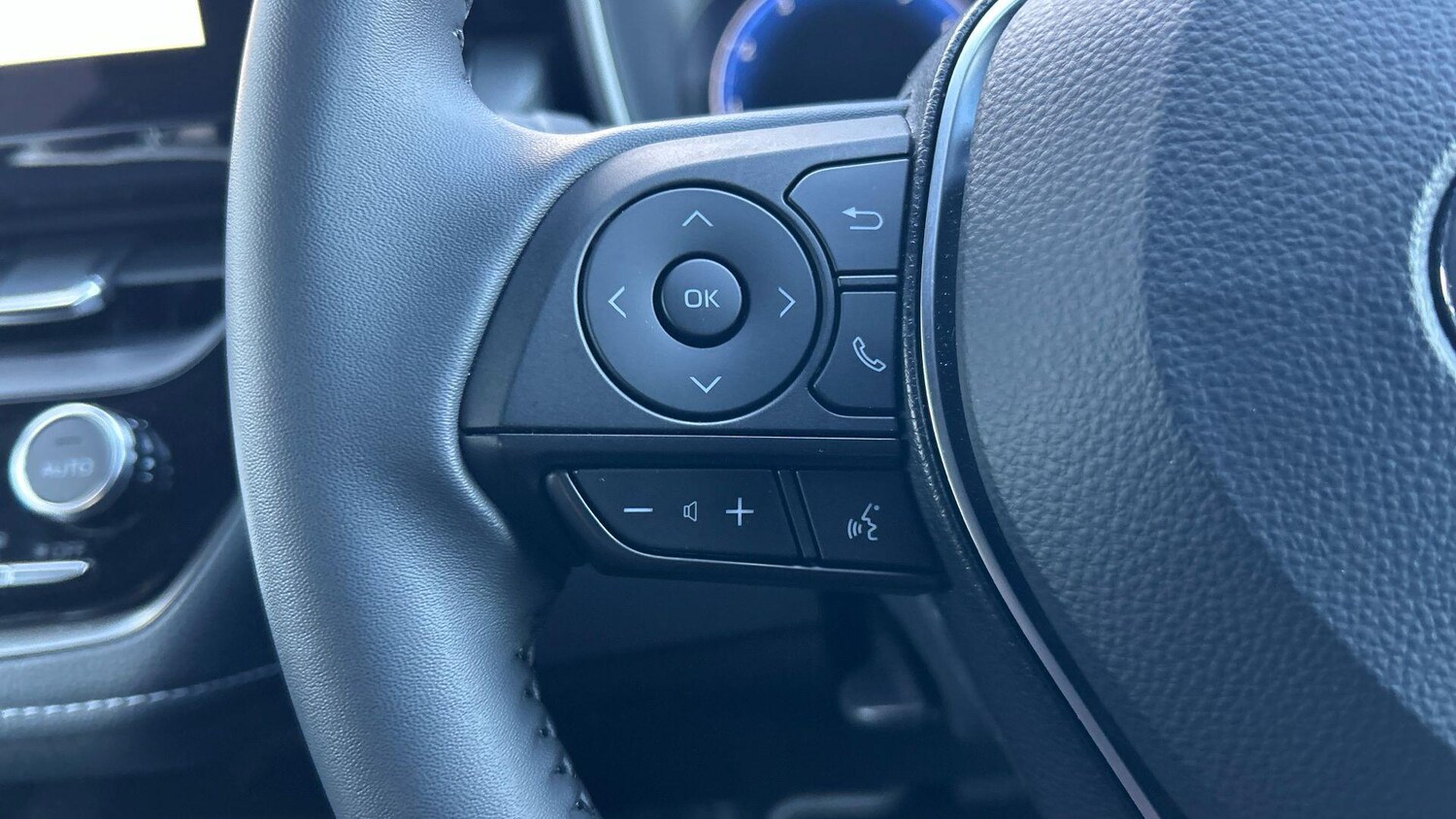 Used Toyota Corolla 2025 for sale - 77783741: Photo 42