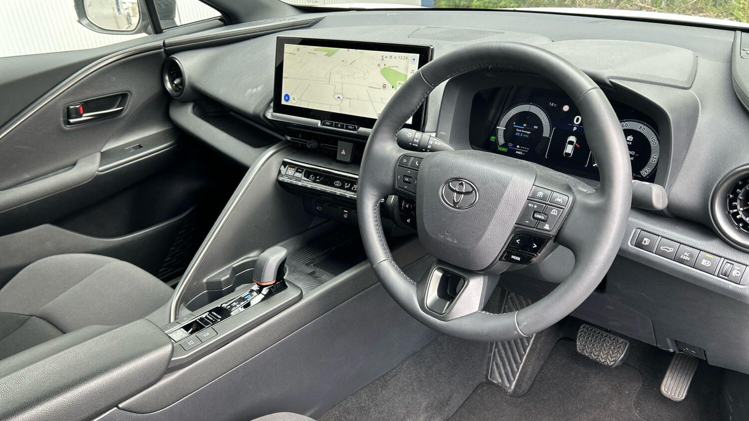 Used Toyota C-HR 2024 for sale - 77723548: Photo 10