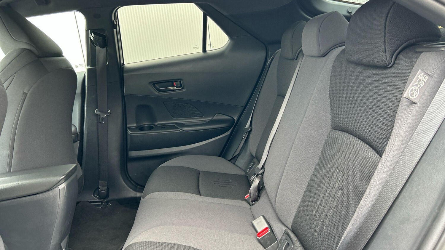 Used Toyota C-HR 2024 for sale - 77723548: Photo 17