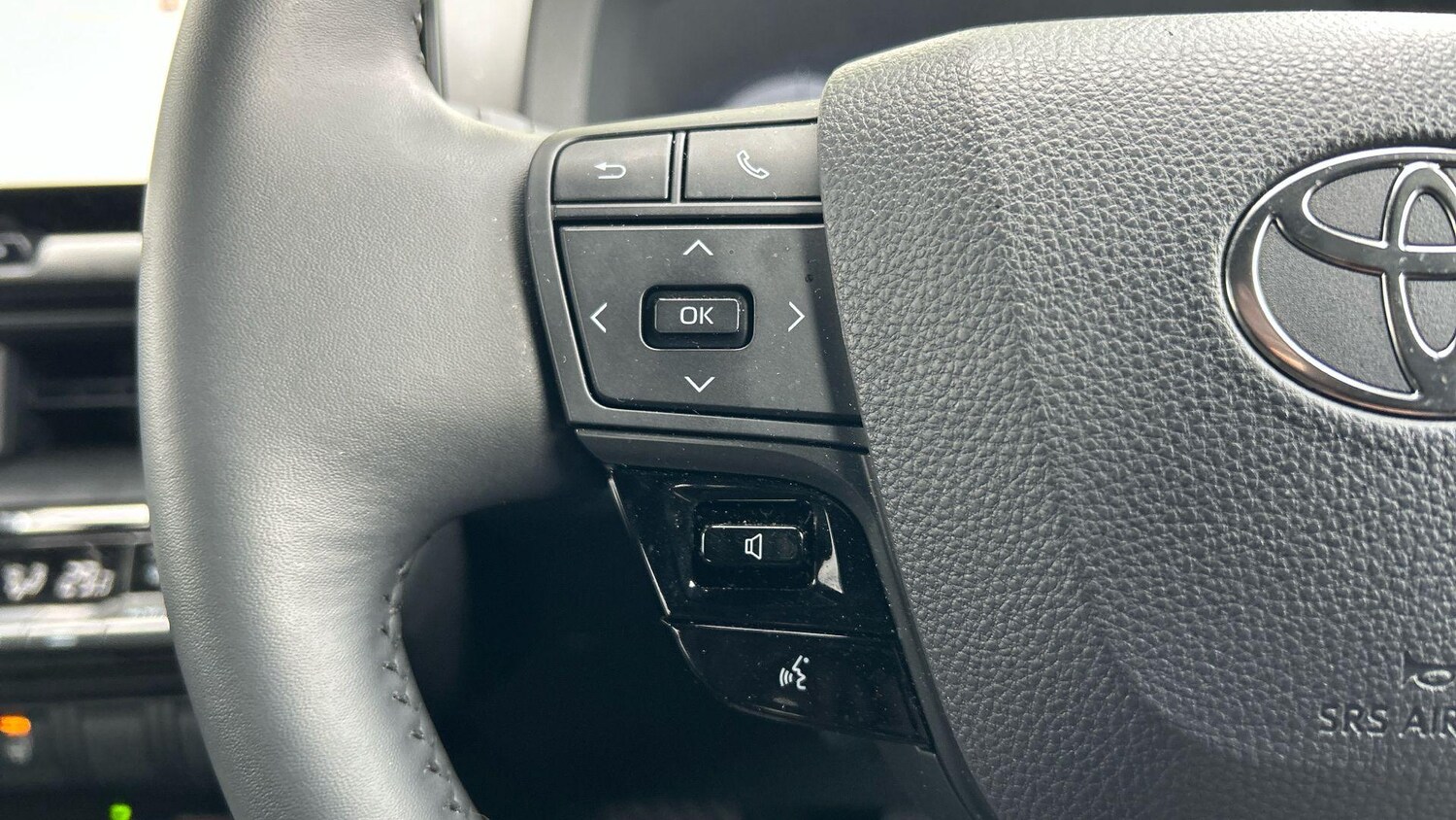 Used Toyota C-HR 2024 for sale - 77723548: Photo 35