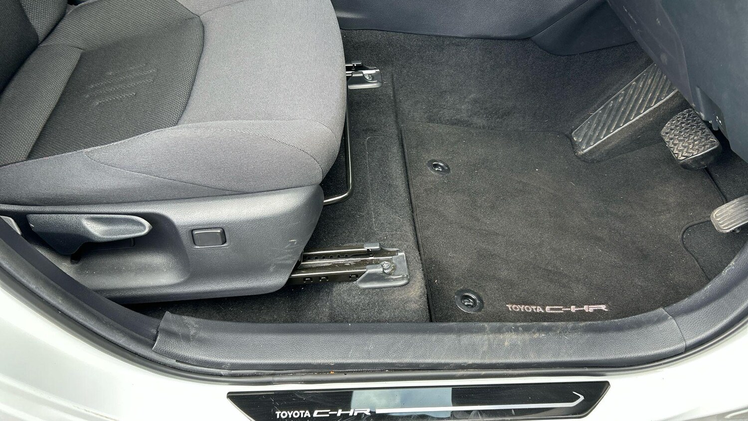 Used Toyota C-HR 2024 for sale - 77723548: Photo 41