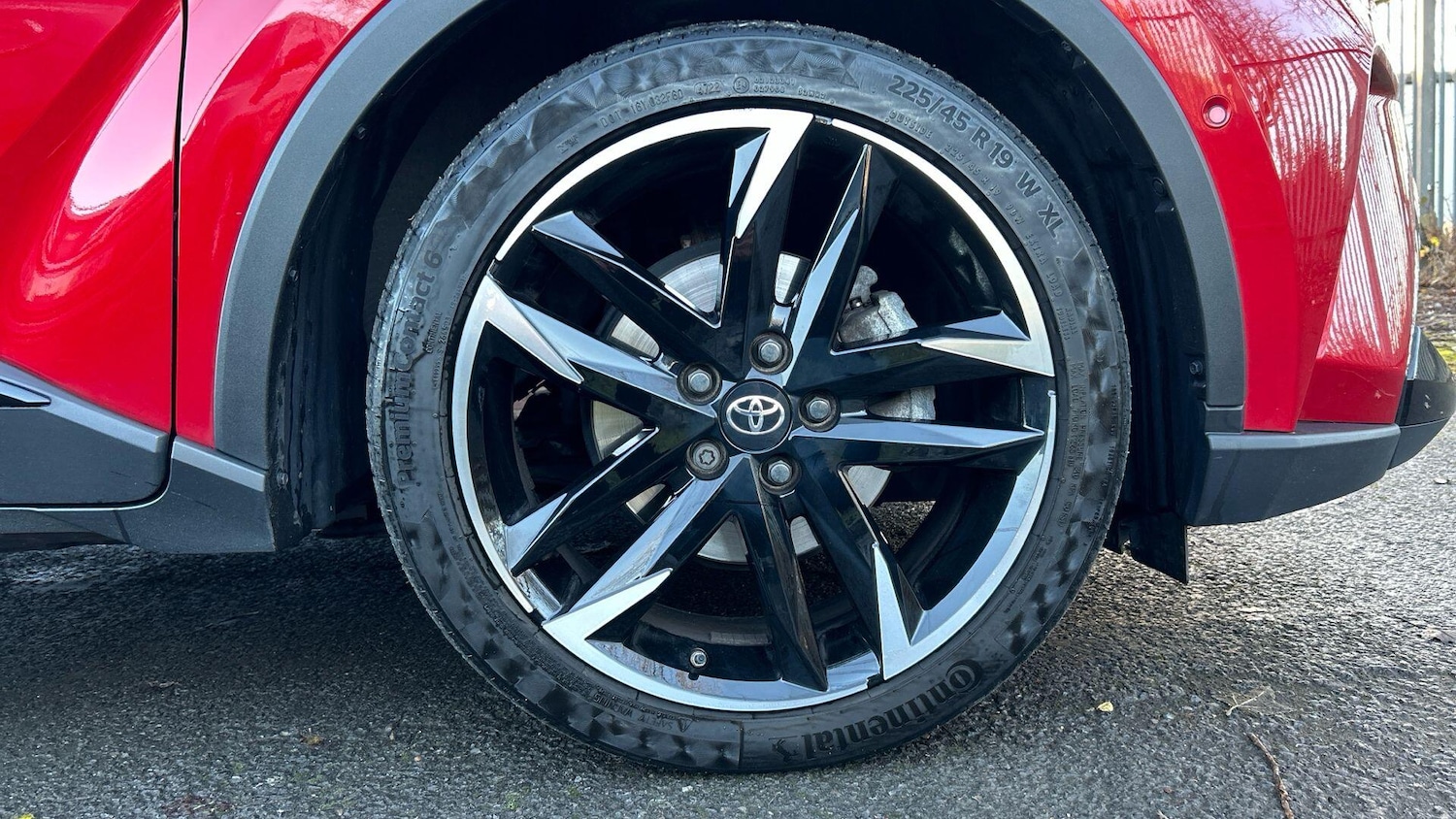 Used Toyota C-HR 2023 for sale - 77016174: Photo 19