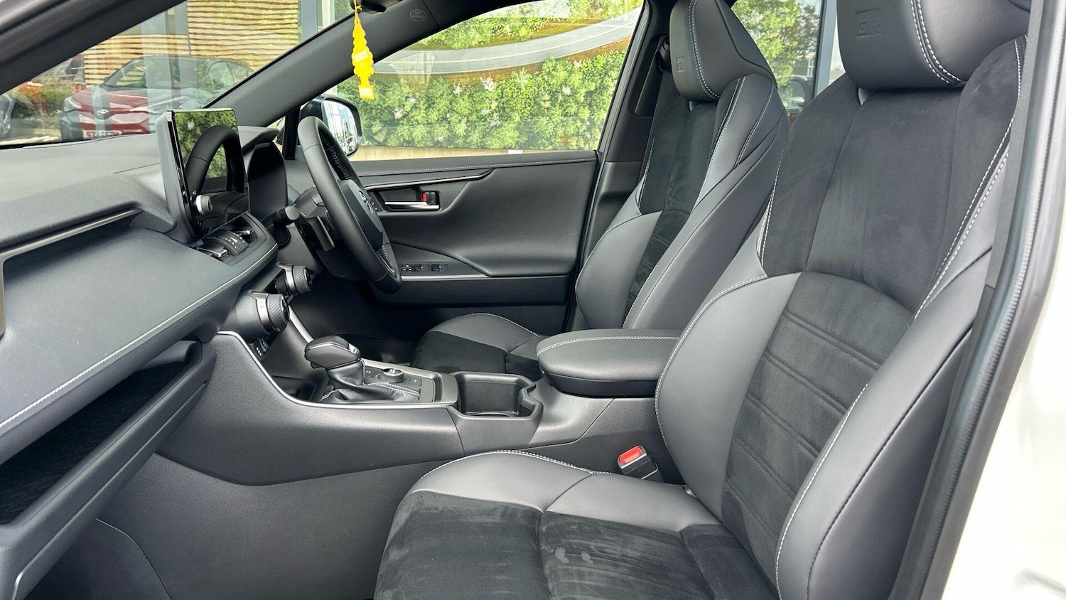 Used Toyota RAV4 2025 for sale - 76549821: Photo 14