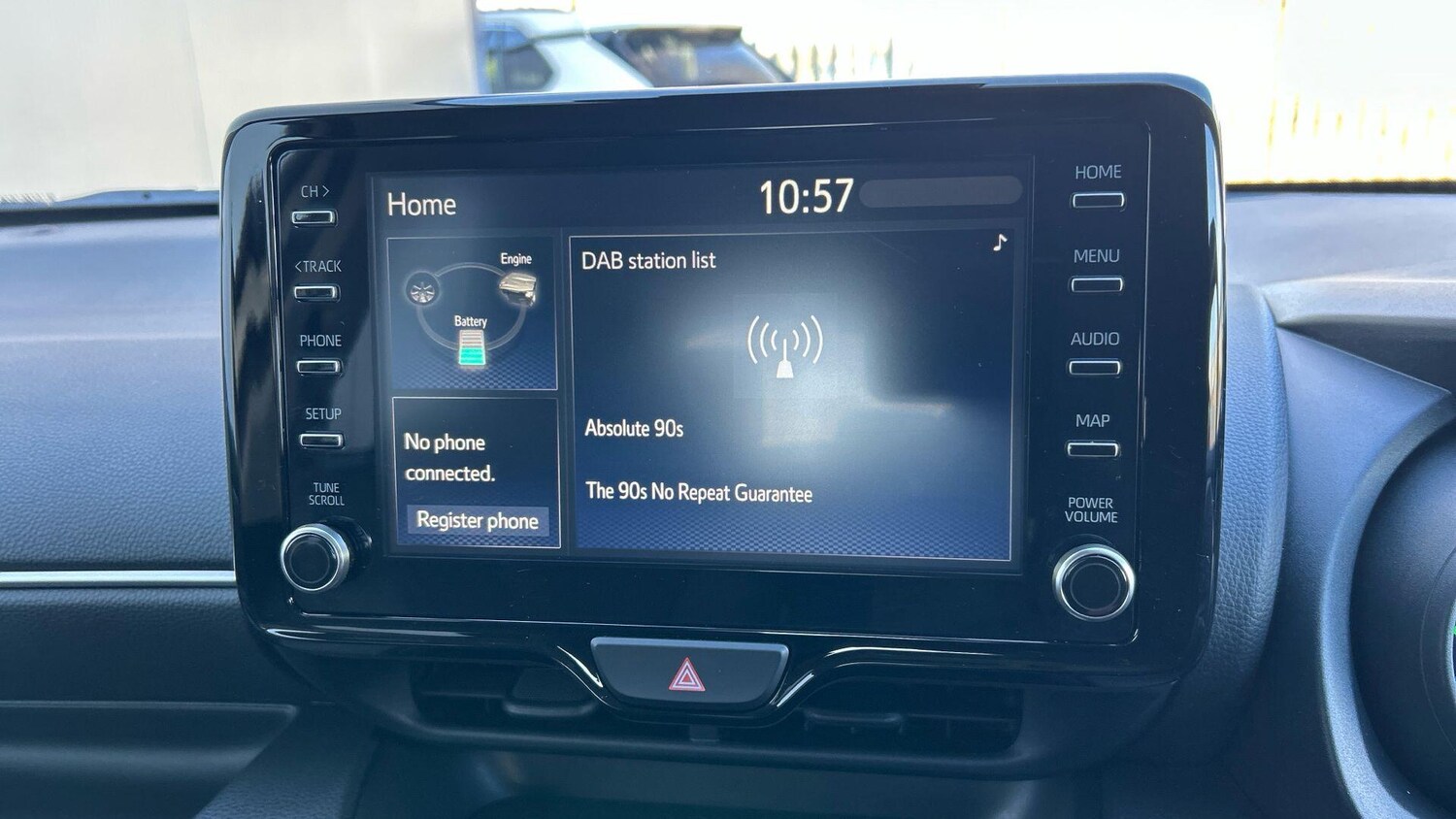 Used Toyota Yaris 2024 for sale - 77940506: Photo 25