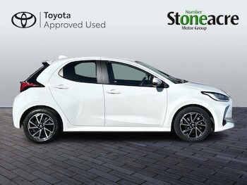 Used Toyota Yaris 2024 for sale - 77940506: Photo