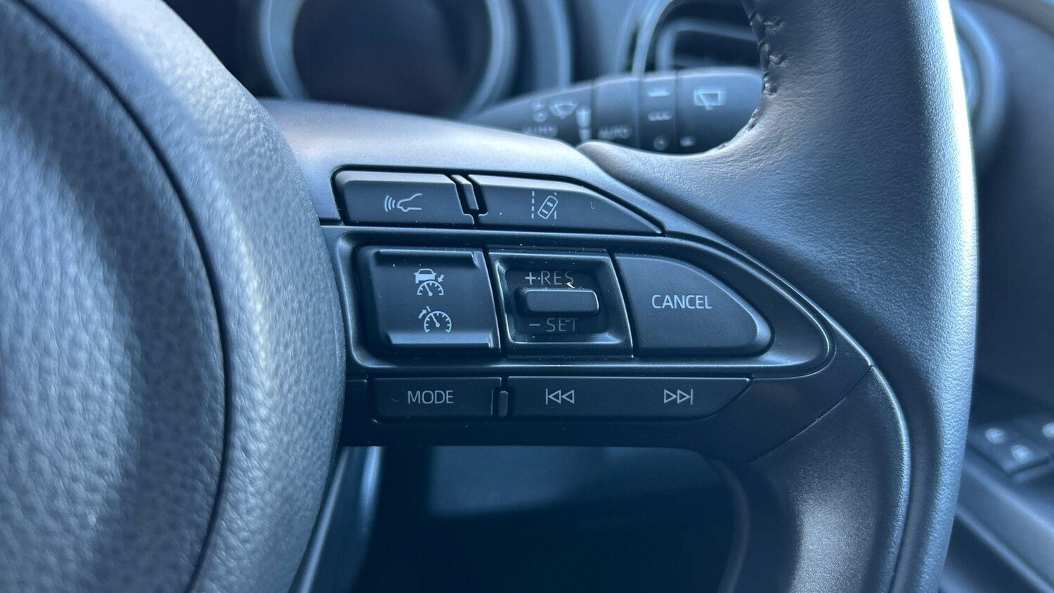 Used Toyota Yaris 2024 for sale - 77940506: Photo 34