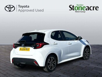 Used Toyota Yaris 2024 for sale - 77940506: Photo