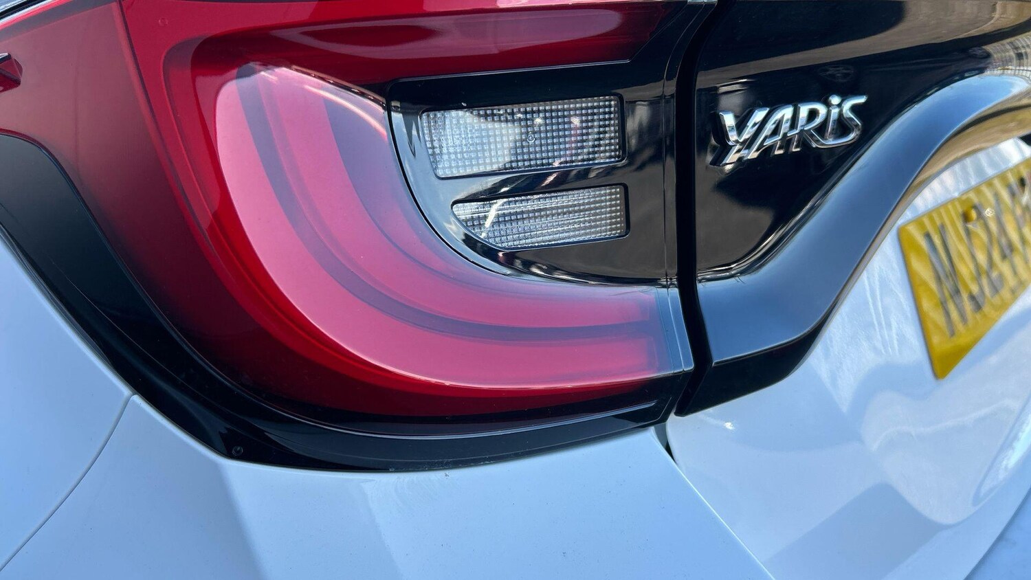 Used Toyota Yaris 2024 for sale - 77940506: Photo 43