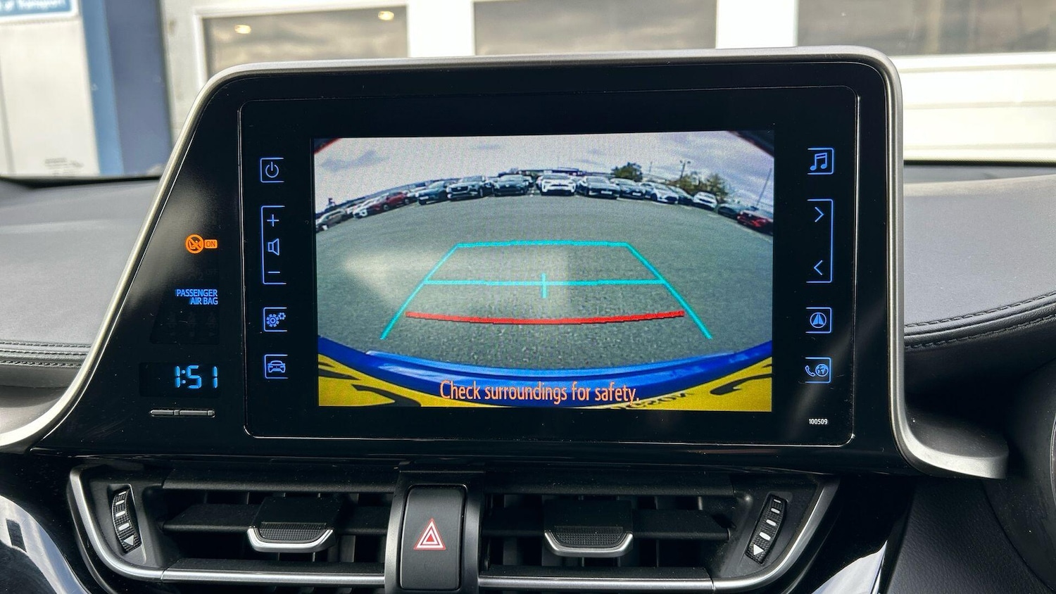 Used Toyota C-HR 2019 for sale - 76424666: Photo 24