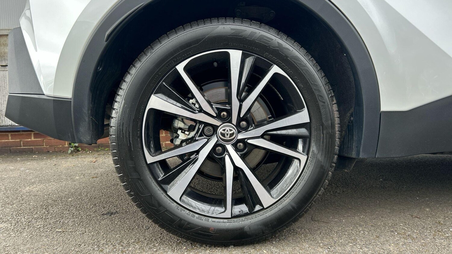 Used Toyota C-HR 2025 for sale - 78047904: Photo 19