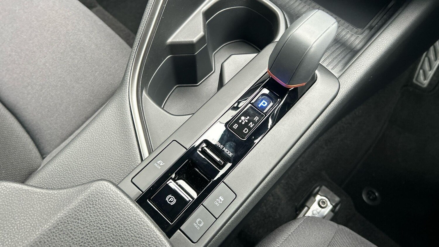 Used Toyota C-HR 2025 for sale - 78047904: Photo 29