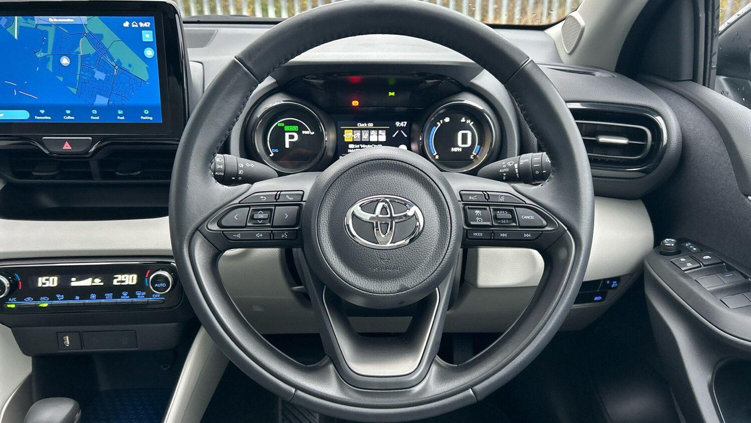 Used Toyota Yaris 2023 for sale - 77497025: Photo 12