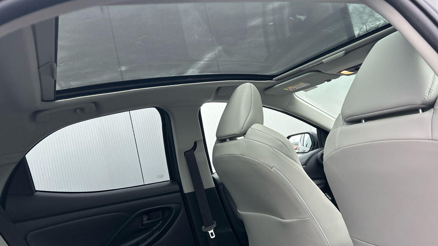 Used Toyota Yaris 2023 for sale - 77497025: Photo 21