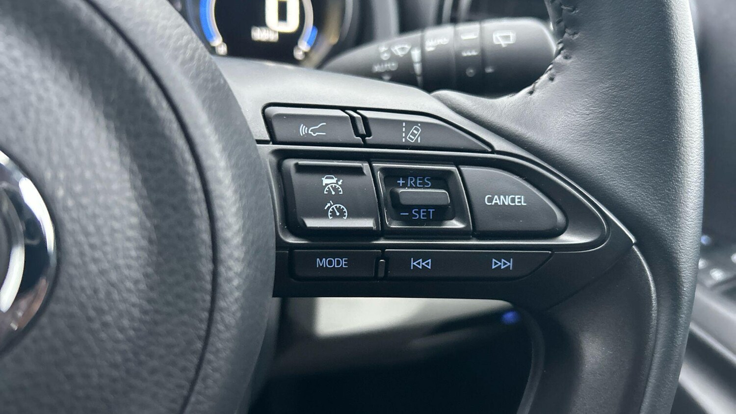 Used Toyota Yaris 2023 for sale - 77497025: Photo 41