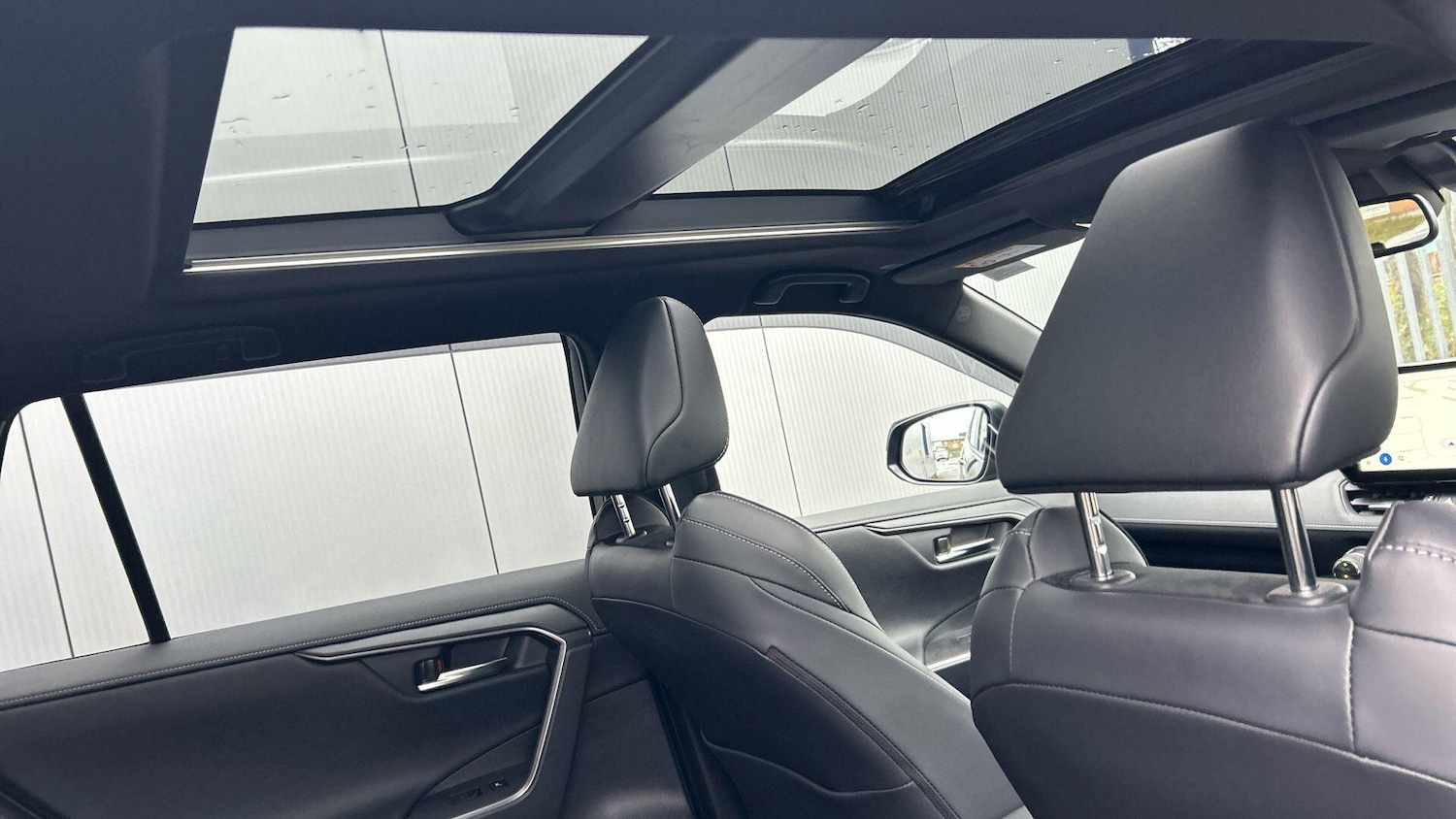 Used Toyota RAV4 2025 for sale - 76742934: Photo 25