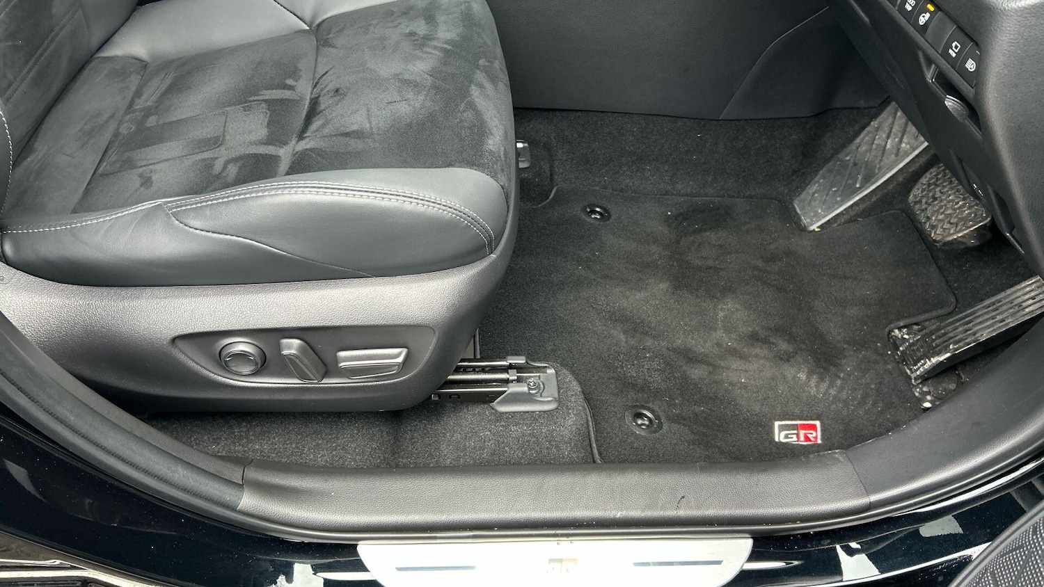 Used Toyota RAV4 2025 for sale - 76742934: Photo 42