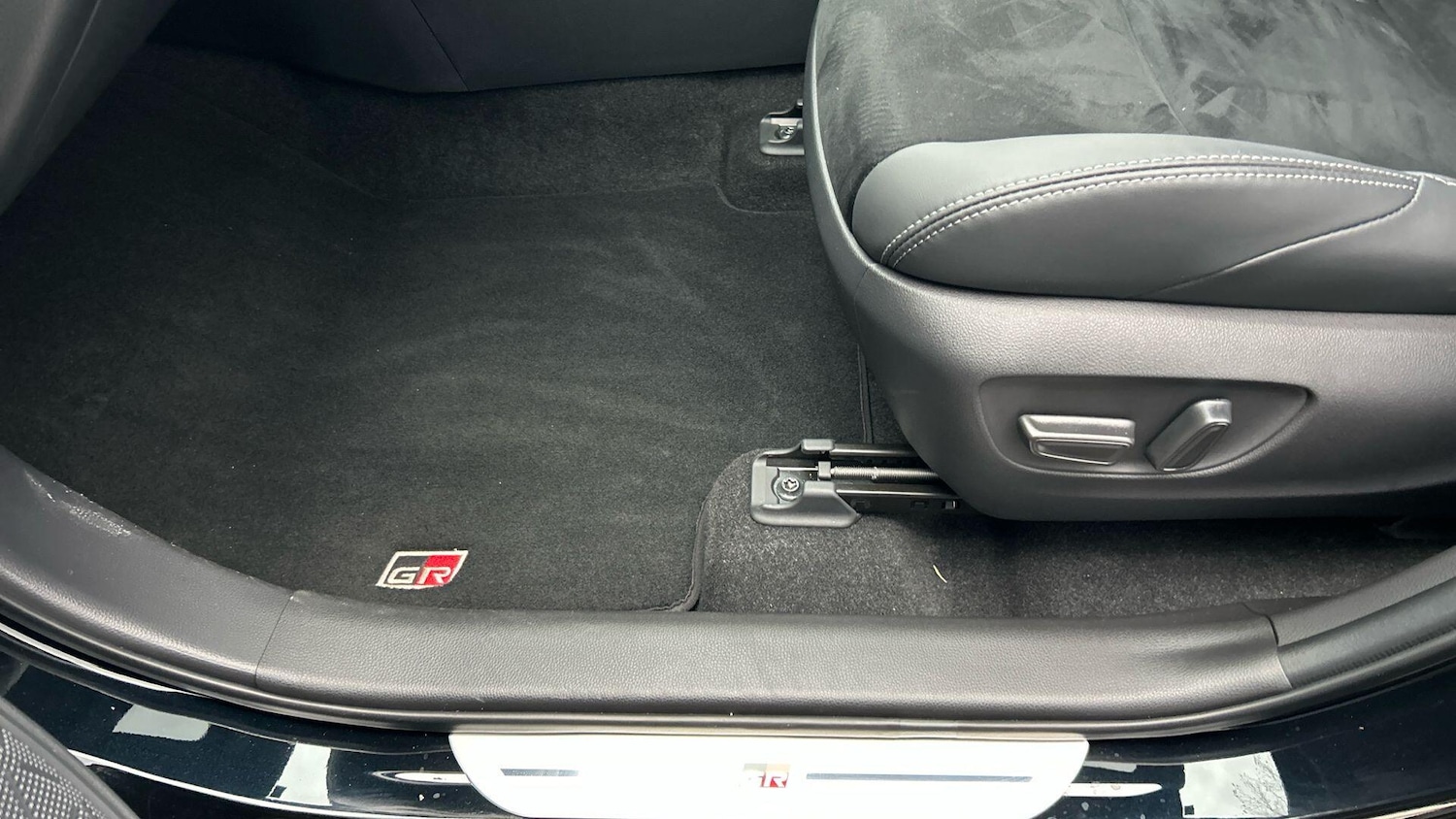 Used Toyota RAV4 2025 for sale - 76742934: Photo 43