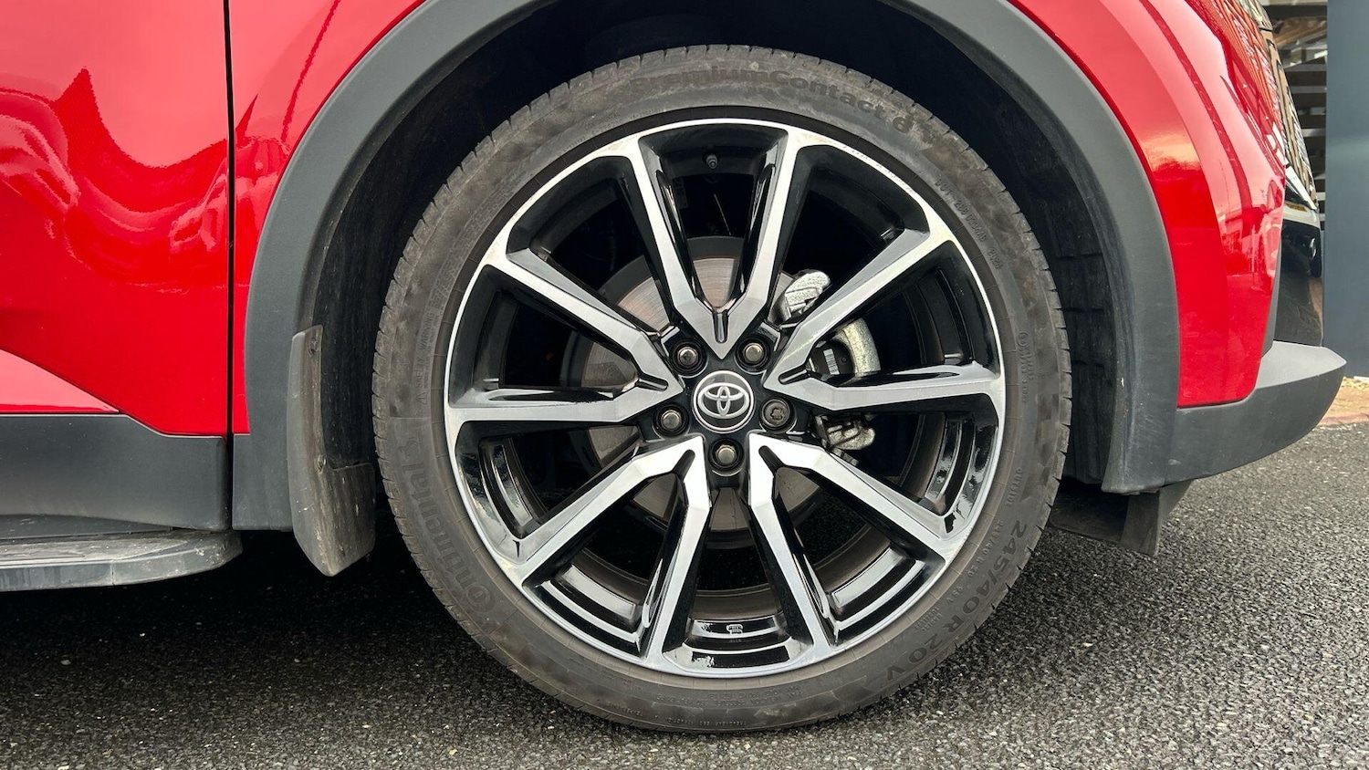 Used Toyota C-HR 2025 for sale - 76886318: Photo 19