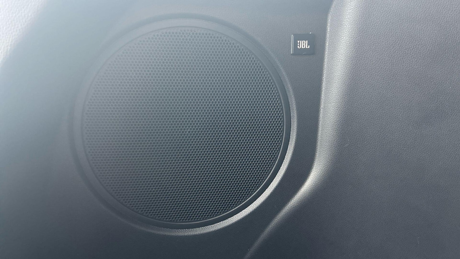 Used Toyota C-HR 2025 for sale - 76886318: Photo 32