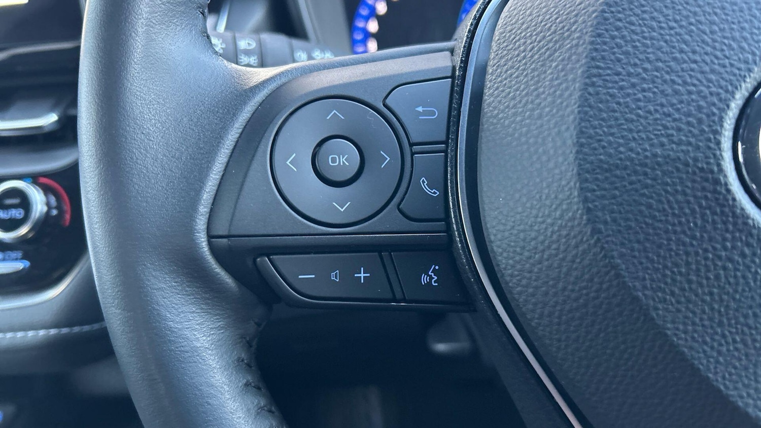 Used Toyota Corolla 2022 for sale - 77377645: Photo 41