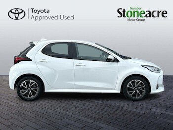 Used Toyota Yaris 2023 for sale - 78099932: Photo