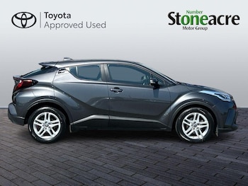 Used Toyota C-HR 2022 for sale - 75414520: Photo