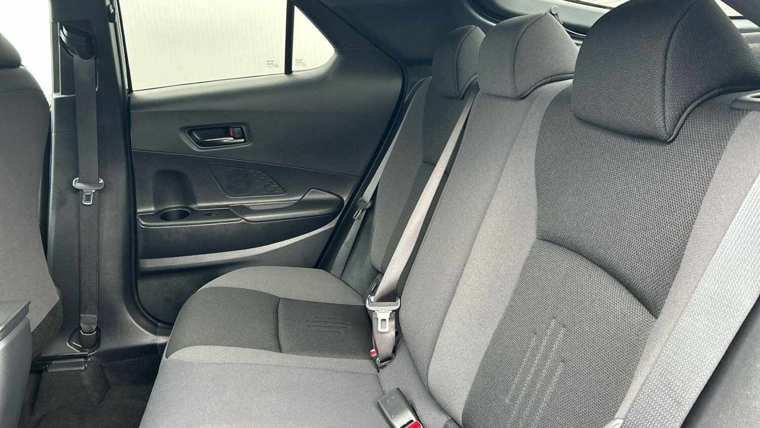 Used Toyota C-HR 2025 for sale - 77723630: Photo 17