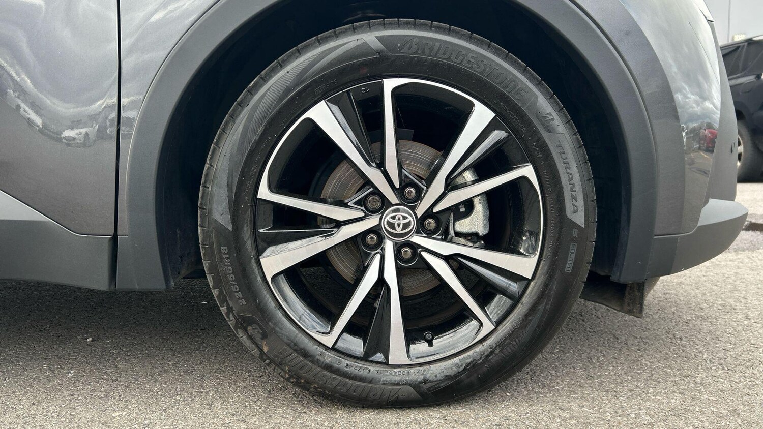 Used Toyota C-HR 2025 for sale - 77723630: Photo 19