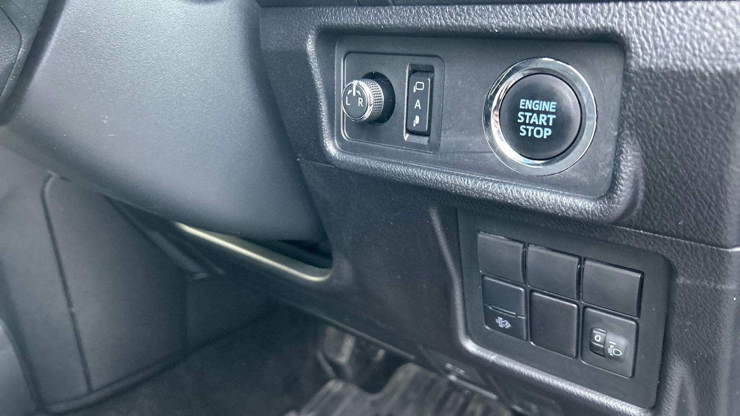 Used Toyota Land Cruiser 2023 for sale - 76964527: Photo 32