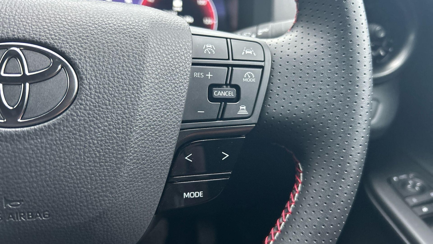 Used Toyota C-HR 2025 for sale - 76632744: Photo 41