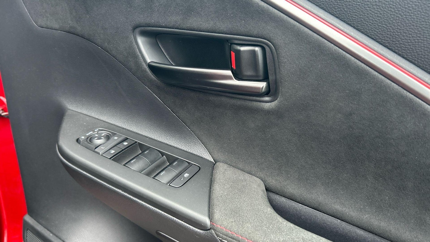 Used Toyota C-HR 2025 for sale - 76632744: Photo 43