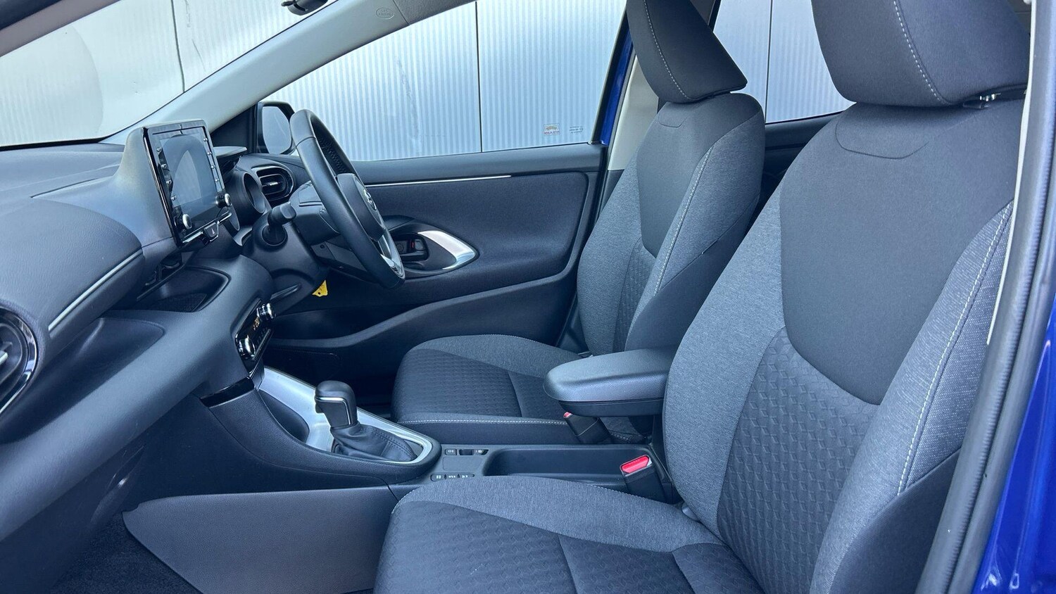 Used Toyota Yaris 2023 for sale - 77783132: Photo 14