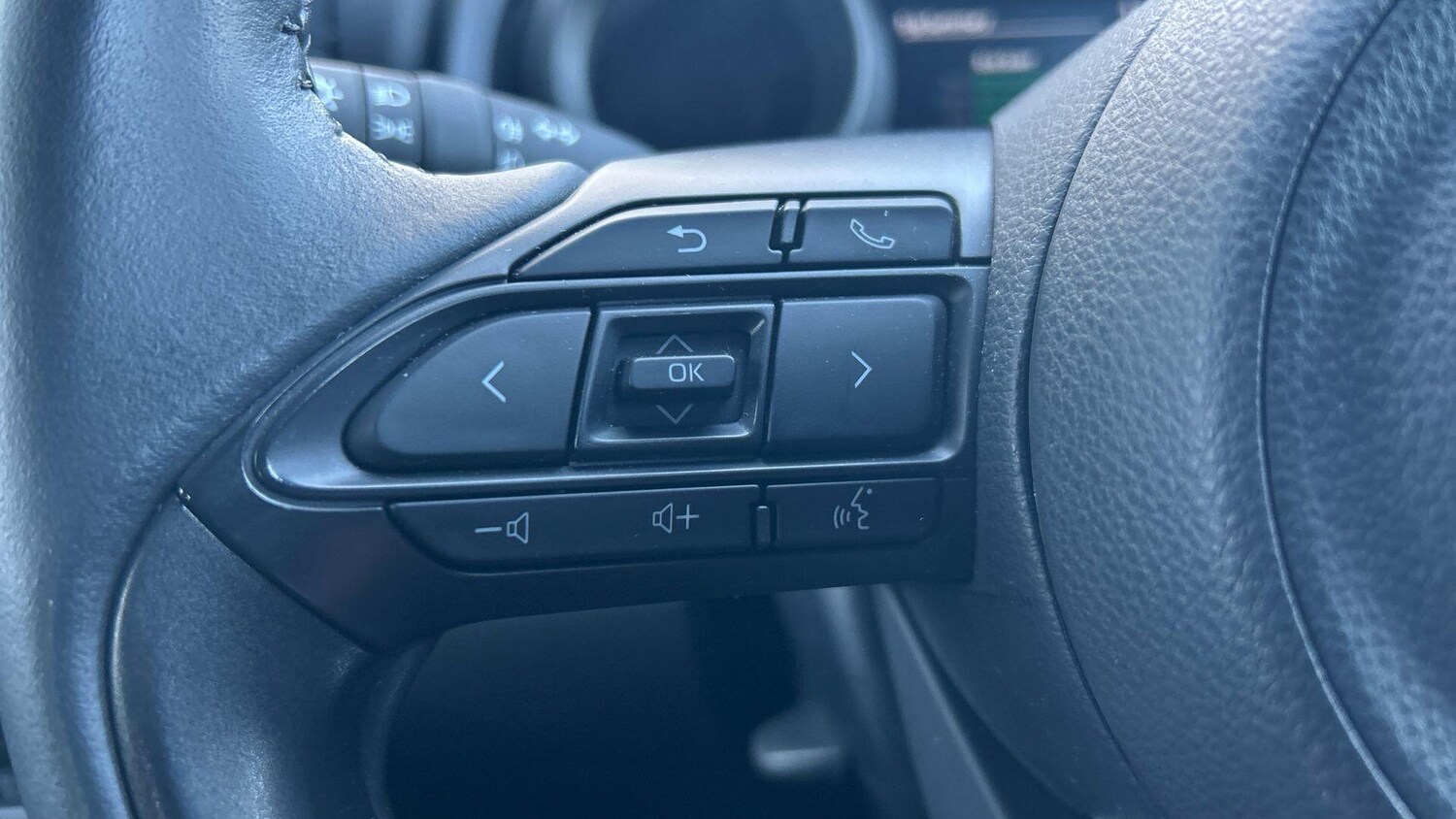 Used Toyota Yaris 2023 for sale - 77783132: Photo 34