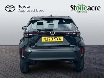 Used Toyota Yaris Cross 2023 for sale - 79248550: Photo