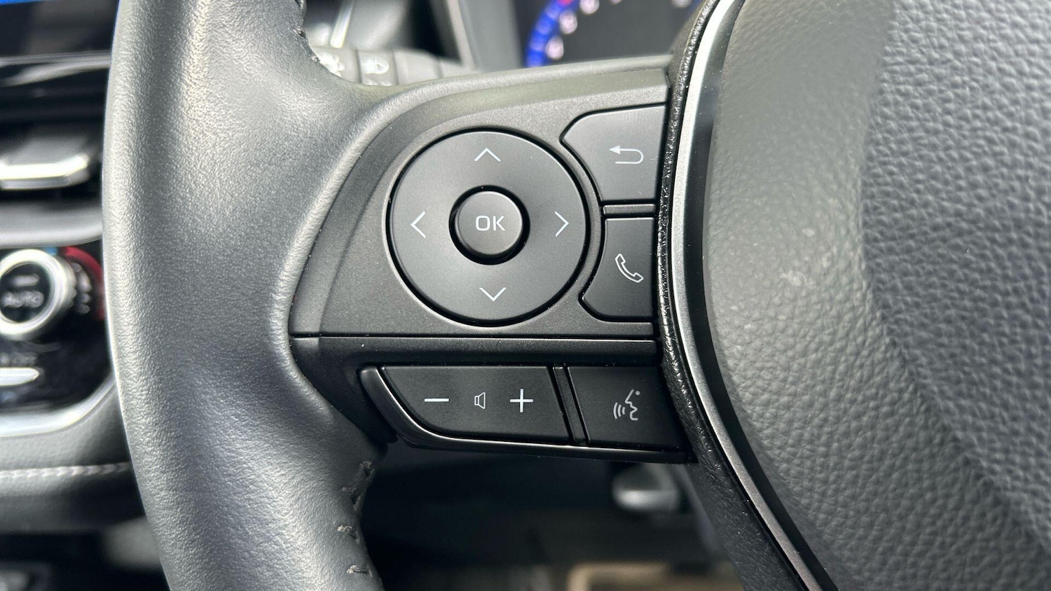 Used Toyota Corolla 2022 for sale - 76152578: Photo 38